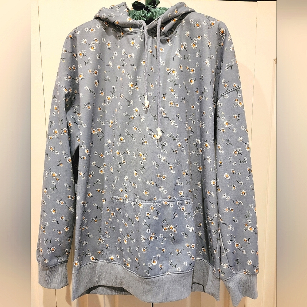 ✨️ Daisy Hooded Sweatshirt